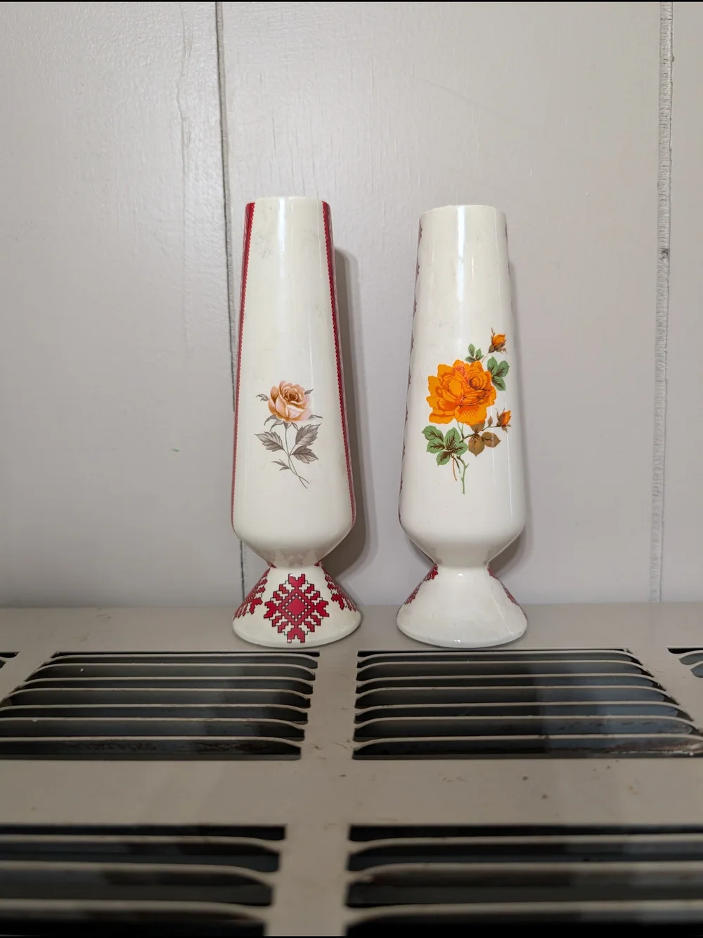 Vintage Ukrainian Folk Art Ceramic Bud Vases Set of 2